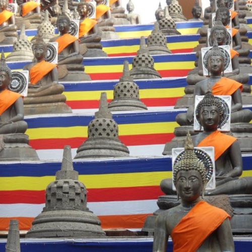 Chùm ảnh: Phật đản an lành trên khắp thế giới